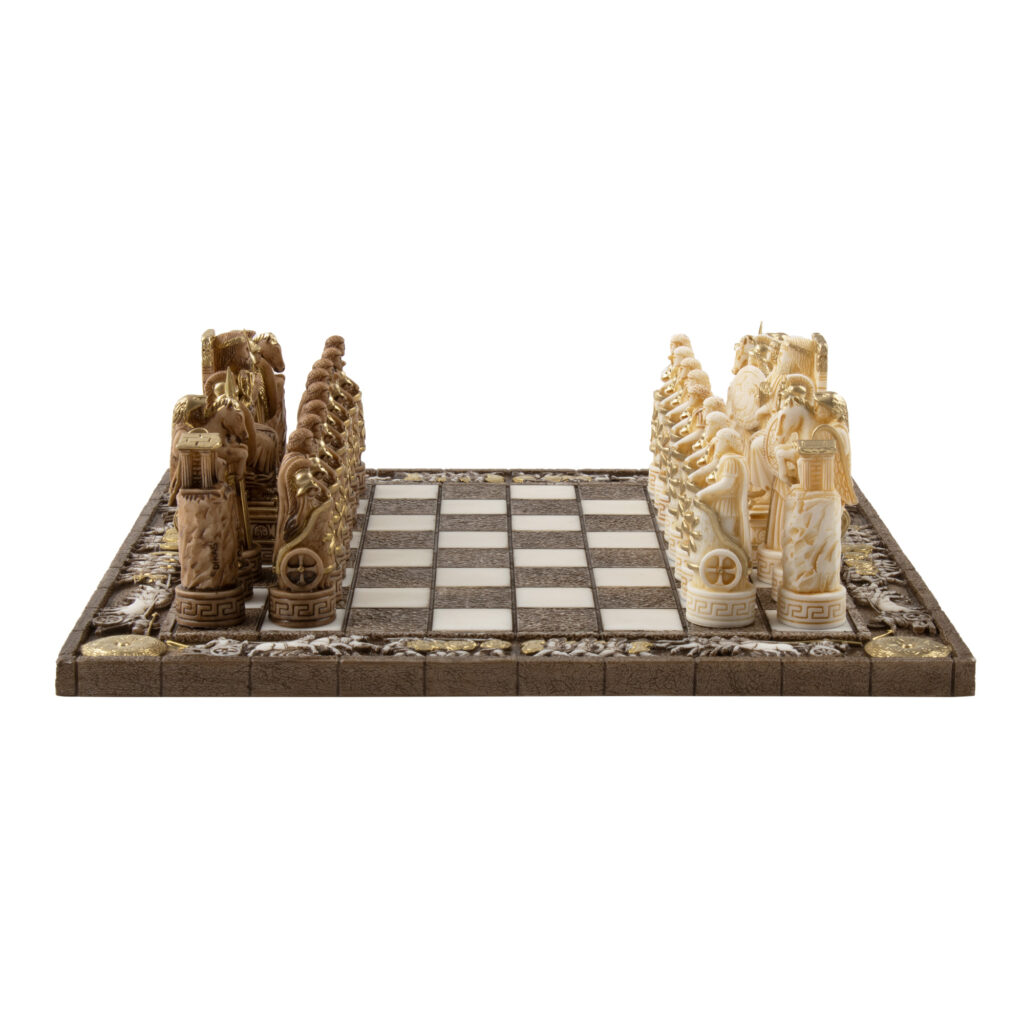 Alabaster chess – Hermes Souvenirs